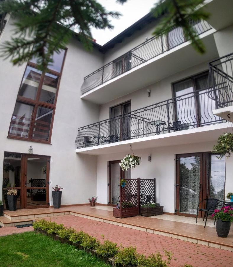 Emada- Pokoje Goscinne I Studia Ostrowo  Esterno foto