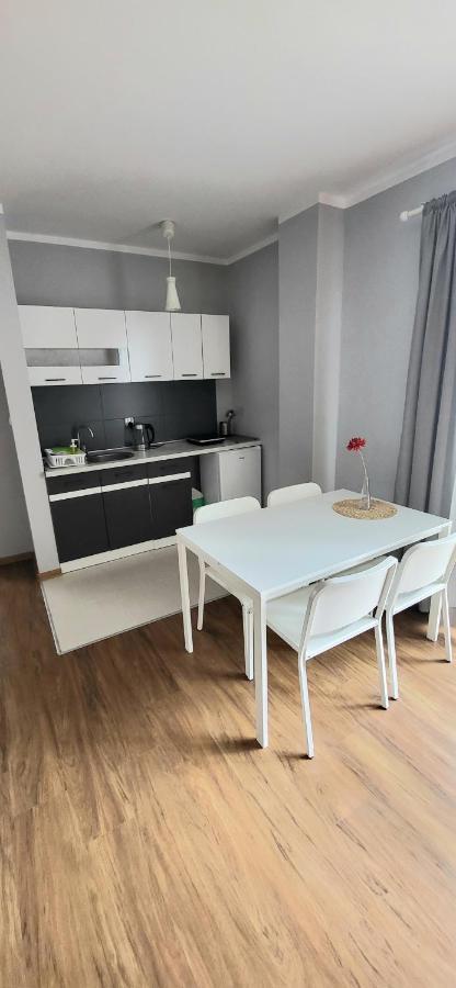 Emada- Pokoje Goscinne I Studia Ostrowo  Esterno foto